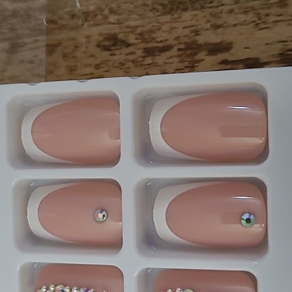 2/$16 Rhinestone French Manicure Press on Nails - Picture 9 of 13